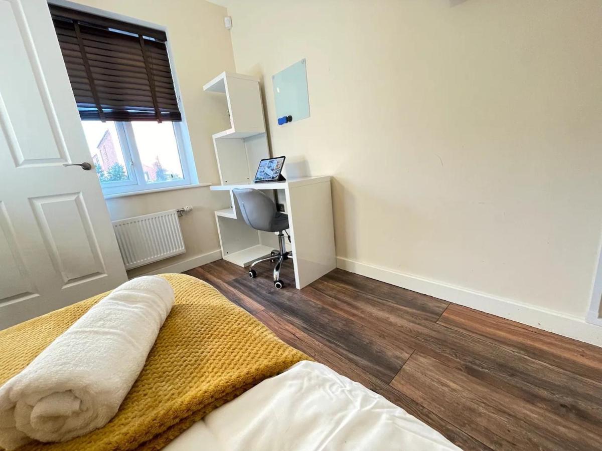 Chic Manchester Townhouse Near Old Trafford Екстериор снимка