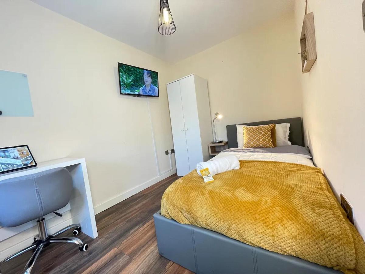 Chic Manchester Townhouse Near Old Trafford Екстериор снимка
