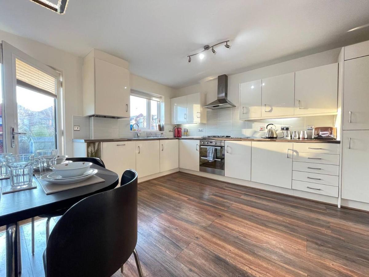 Chic Manchester Townhouse Near Old Trafford Екстериор снимка